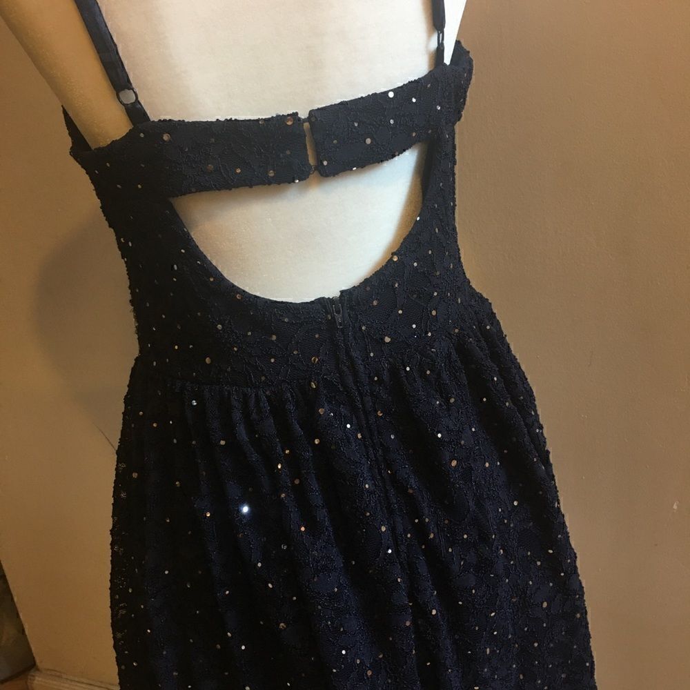 B. Smart Party dress   - Picture 4 of 6